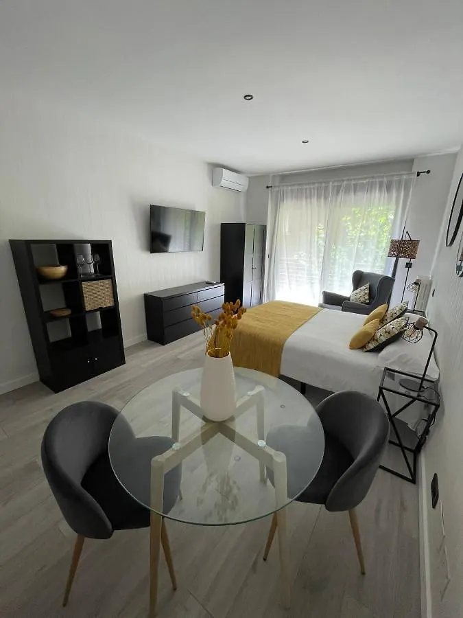 Arizonica Suites Chamartin contacts